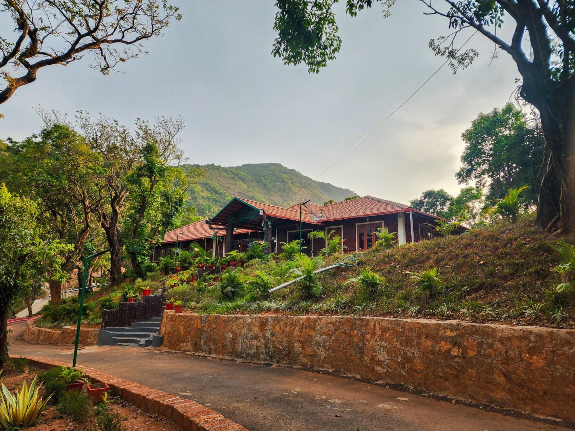 Celestial Heights Homestay Kurchi 외부 사진