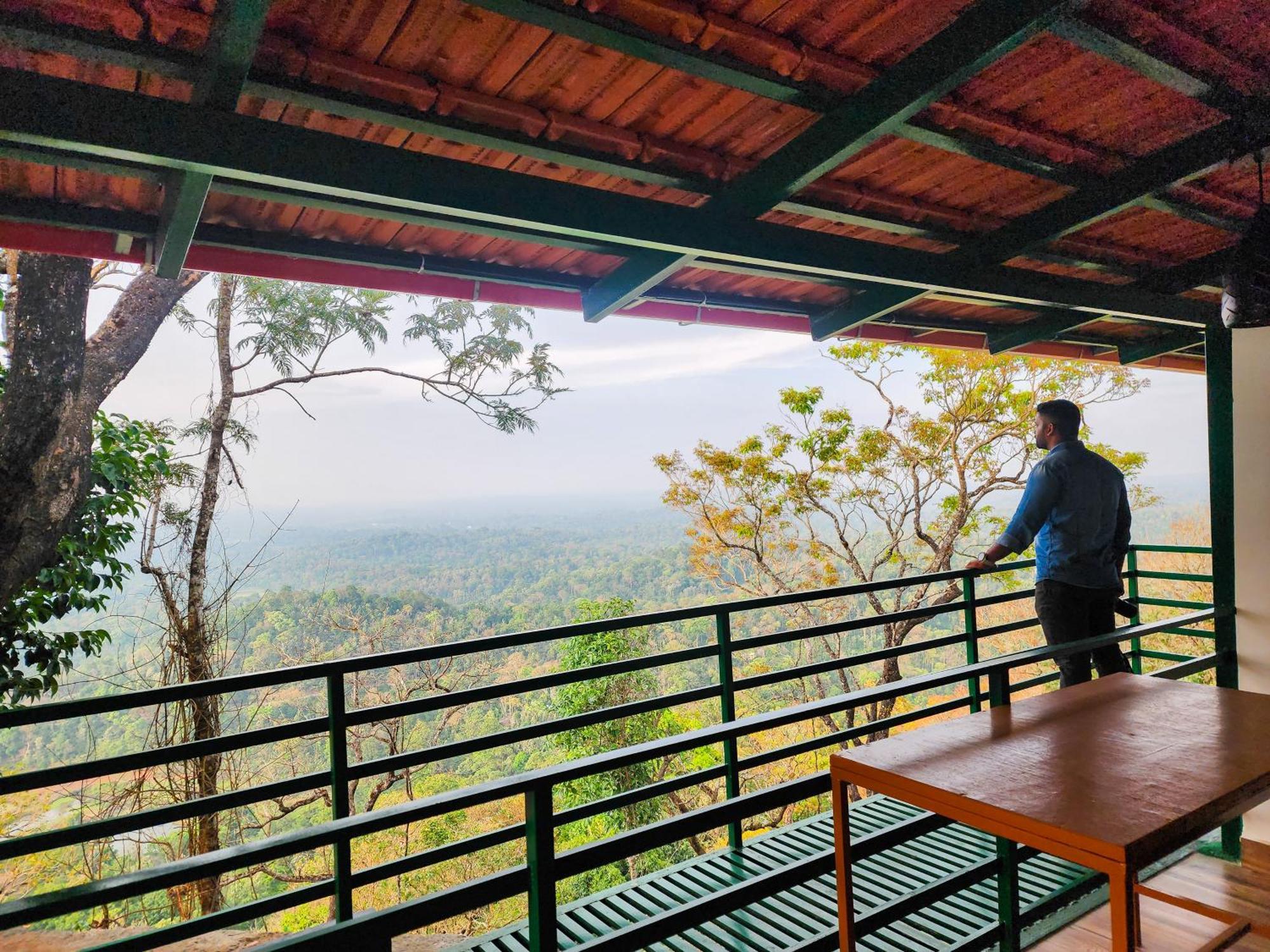 Celestial Heights Homestay Kurchi 외부 사진